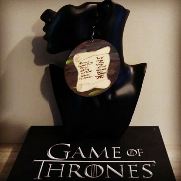 "Arya & Needle" Earrings - Picture 2 of 8